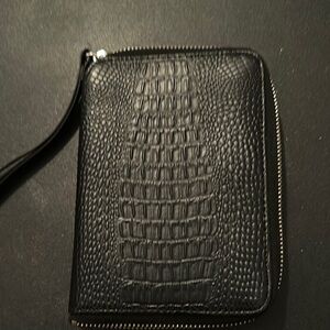 Black Crocodile Texture Zip-Around Wallet